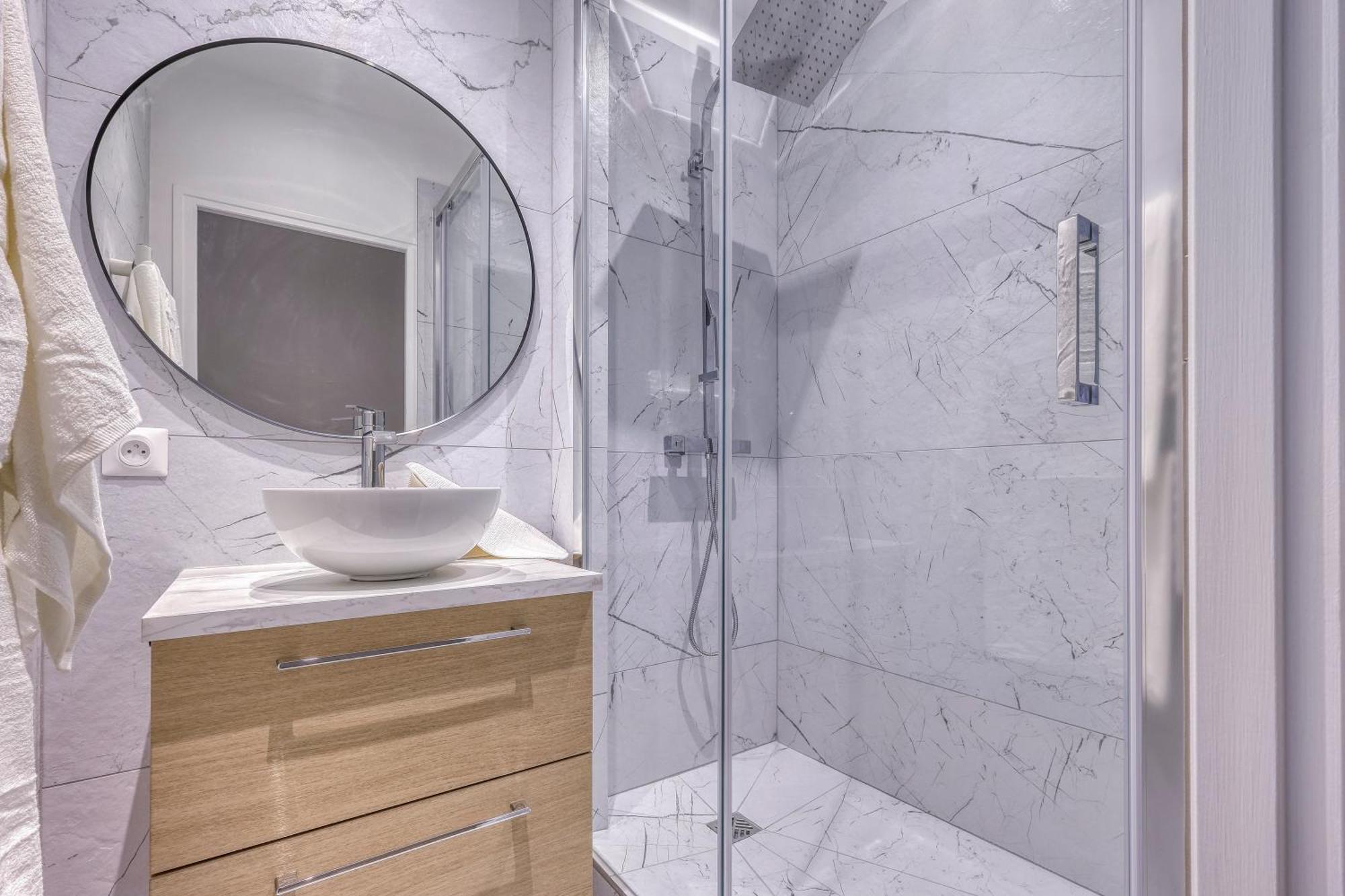 Short Time Suites Toulon Centre 4 Check-In Auto Экстерьер фото