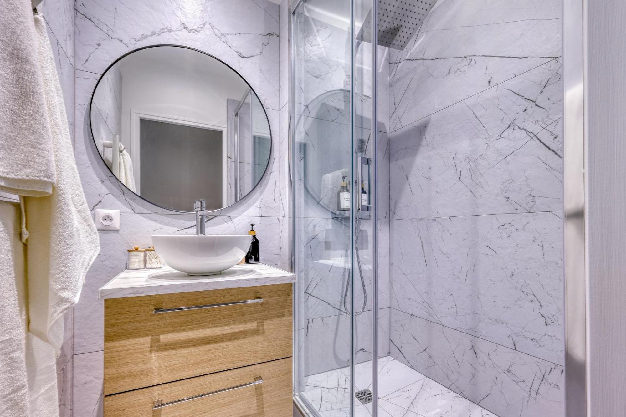 Short Time Suites Toulon Centre 4 Check-In Auto Экстерьер фото